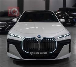 بي ام دبليو الفئة 7